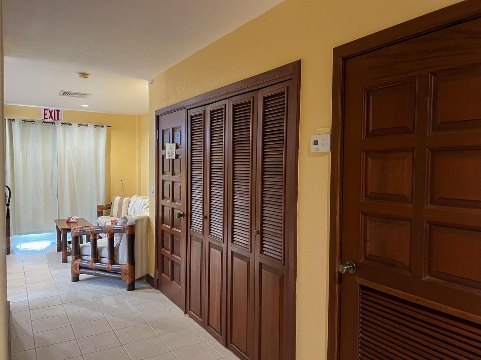 Miramar Villas Resort San Pedro  Extérieur photo